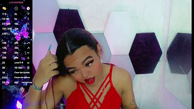 KayleighDreams  online show from January 7, 5:44 am