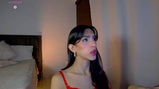 AlanaSofiia online show from May 8, 4:03 pm