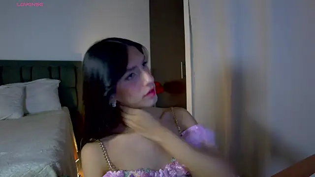 AlanaSofiia online show from June 11, 5:11 pm