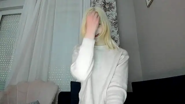 sashakiss99 online show from December 22, 12:21 pm