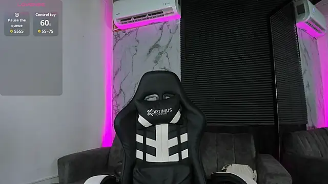 Courtney gonet online show from February 17, 10:17 pm