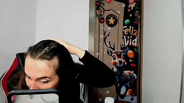 Sweet-Suck69 online show from January 24, 6:24 am