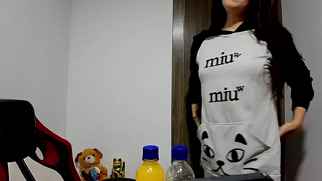 Sweet-Suck69 online show from February 20, 2:40 am