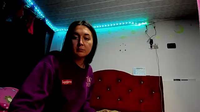 Sweet-Suck69 online show from March 10, 1:23 am