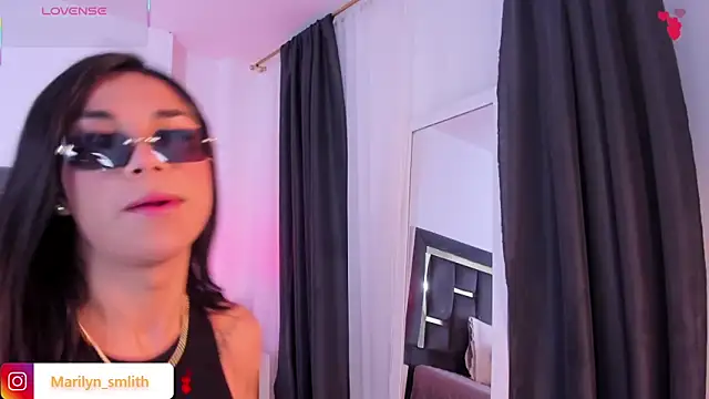 MarilynSmIith online show from January 13, 1:08 pm