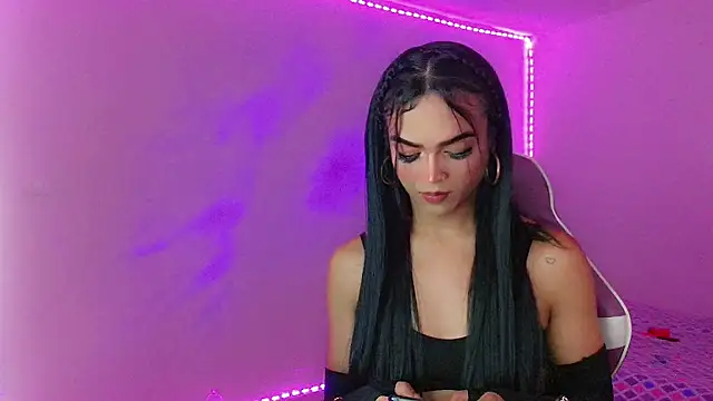 Ms-Zoehans online show from November 14, 12:40 am