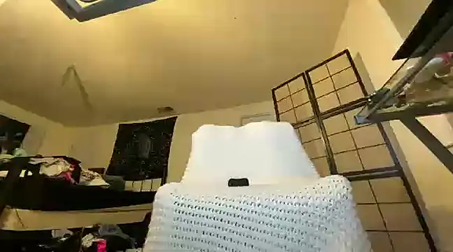 Snapshot of sissysylvia chatting on March 14, 9:18 am sissysylvia online show from March 14, 9:18 am