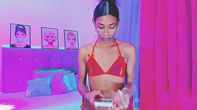 Kimberly thompsom online show from December 17, 10:44 am