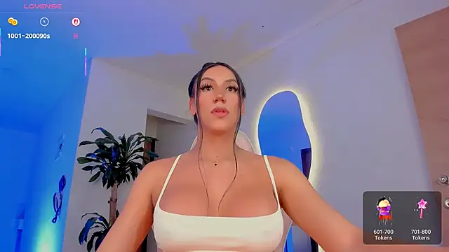 Pretty Mariangel online show from December 19, 1:00 am