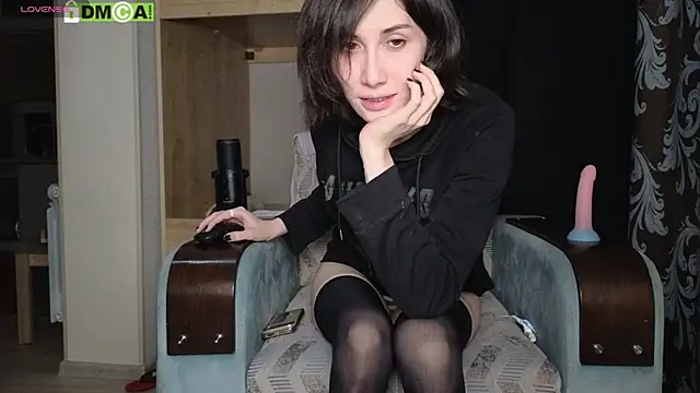 KawaiiNullify online show from December 17, 9:09 pm