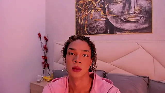 NaomiSteward online show from April 6, 11:54 am