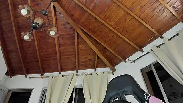 IsaFontanna online show from January 10, 4:51 am