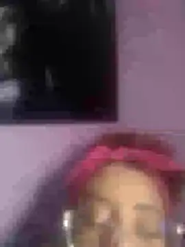 lorraine alves ferreira online show from May 21, 3:41 pm