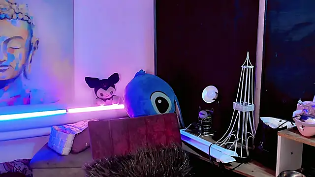 the-horus-girl online show from March 18, 5:23 pm