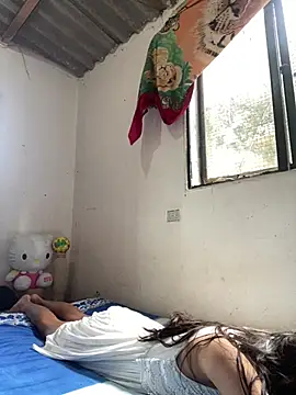 AlexaWarner online show from February 9, 4:14 pm