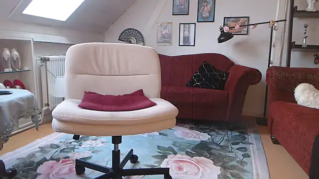 GinaBlonde online show from September 28, 12:26 pm