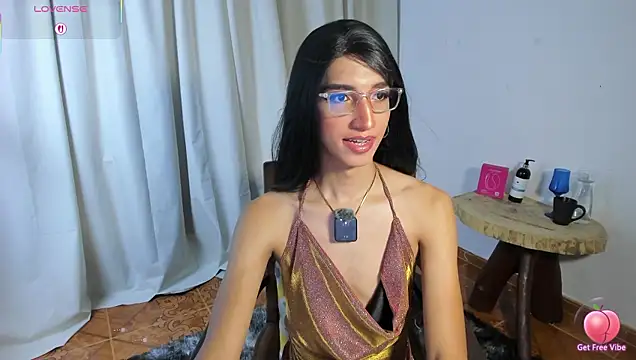 CharlotteLauren online show from March 30, 10:22 pm