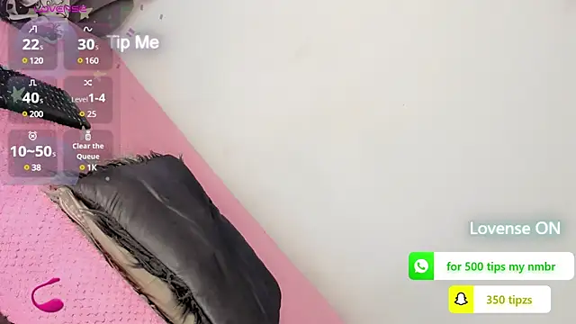 Snapshot of Danielysvalen chatting on March 1, 6:26 am Danielysvalen online show from March 1, 6:26 am