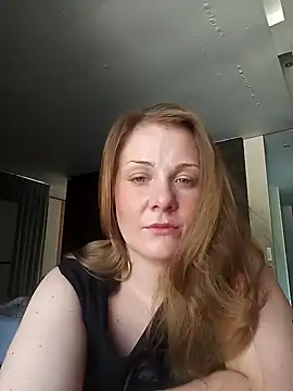 SagaaGirl online show from February 10, 5:25 am