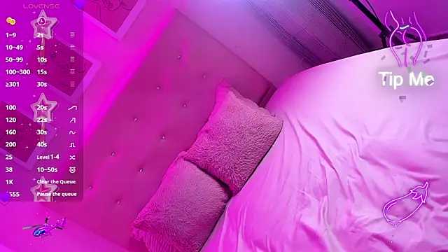 EIMY BRIGHT online show from November 5, 2:39 pm