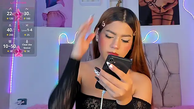 Snapshot of Ashley_piinkk_ chatting on October 12, 6:16 am Ashley piinkk  online show from October 12, 6:16 am