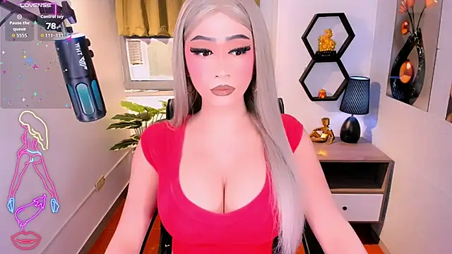 TwittyGirL9inch exotic online show from May 31, 1:48 am