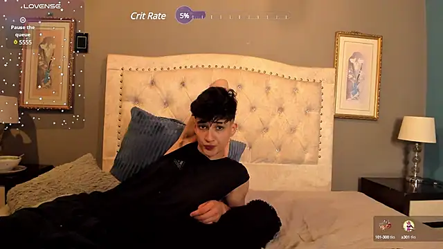 Liaa louis online show from December 28, 1:06 pm