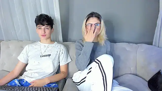 Liaa louis online show from January 23, 1:13 pm