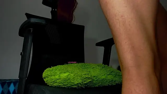 NickSull   online show from March 16, 8:41 am