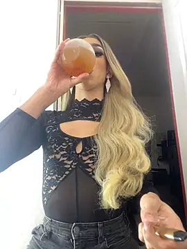 briana sex32 online show from January 10, 7:03 am