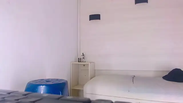 Molly Spears online show from March 15, 11:49 am