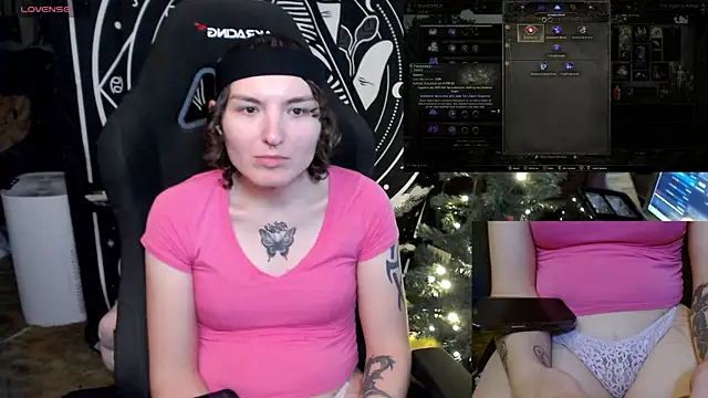 BrandiWRLD 999 online show from January 3, 5:28 am