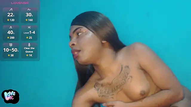 Sweet Holly  online show from December 4, 3:42 am