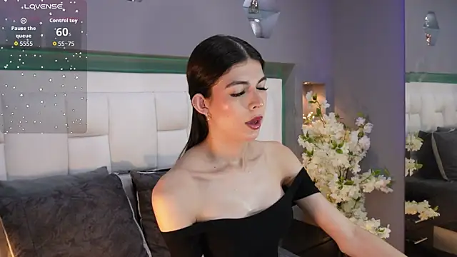 CuteAri online show from April 21, 8:04 pm