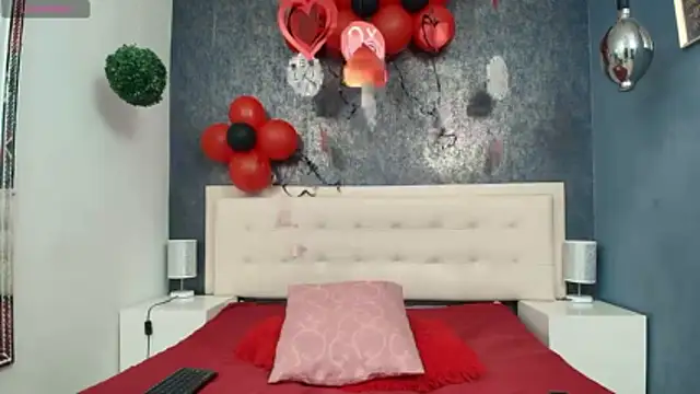 Celestial Queen  online show from February 17, 2:46 pm