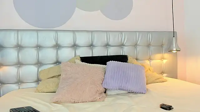 sammybrunette1 online show from February 17, 7:53 pm