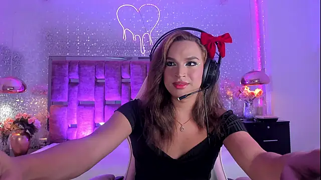 KylieVictoria online show from November 28, 5:31 am