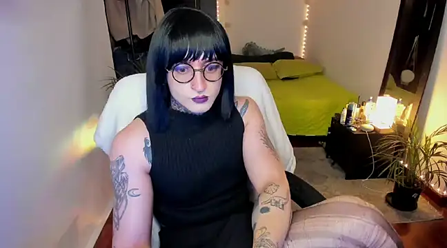 Snapshot of ShiiraVelkor chatting on February 18, 10:16 am ShiiraVelkor online show from February 18, 10:16 am