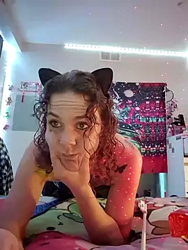 thatonespicychick online show from February 6, 6:51 am