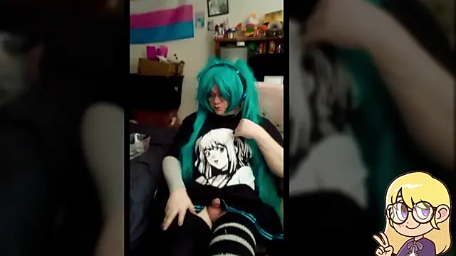 Snapshot of AshThaSissy chatting on January 30, 1:33 am AshThaSissy online show from January 30, 1:33 am