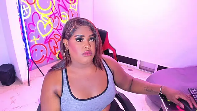 GEANNAROSE online show from February 13, 4:41 am