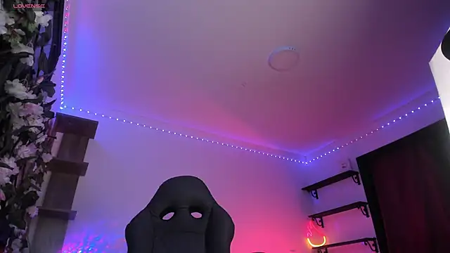 Heka Prudence online show from March 14, 3:10 am