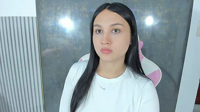 lana boomer online show from March 25, 8:24 pm