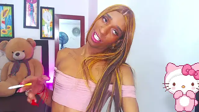 lucianadolll online show from April 1, 11:55 am