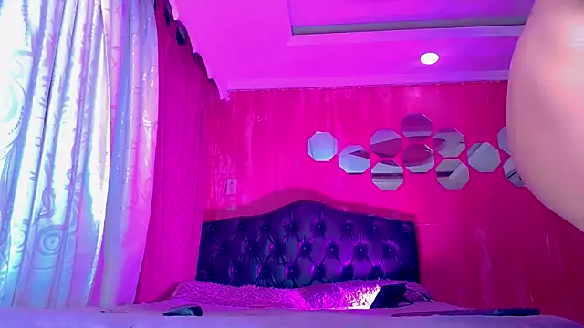 TiffanyMackensyy online show from February 28, 1:34 am