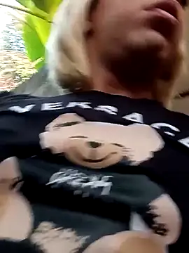 blondebitchlitle online show from February 11, 10:17 pm