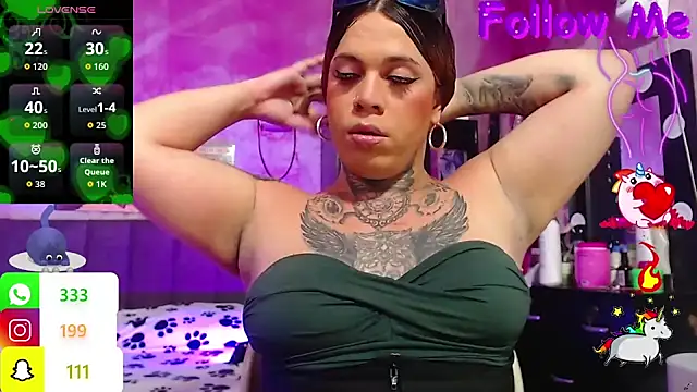 BriannaSweet  online show from February 12, 9:21 pm