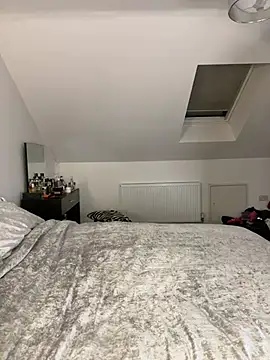 littlebambi26 online show from March 20, 10:33 pm