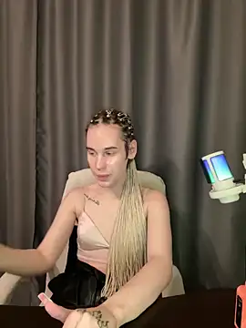 Cassie Bae online show from December 22, 2:27 pm