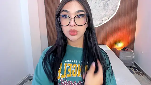 RoseCassie online show from March 9, 1:59 pm